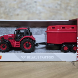 Zabawka traktor z przyczepą